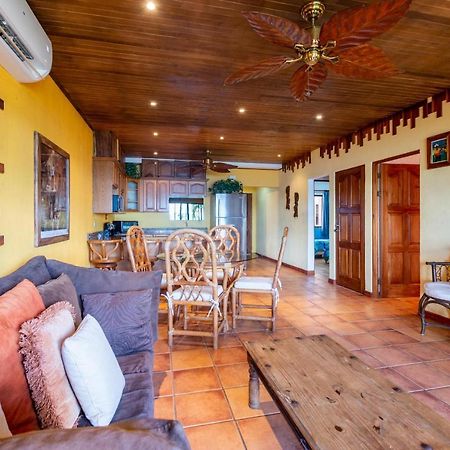 Warm Interiors And Orange Hues On Ground Floor In Front Of Beach Playa Flamingo Eksteriør bilde